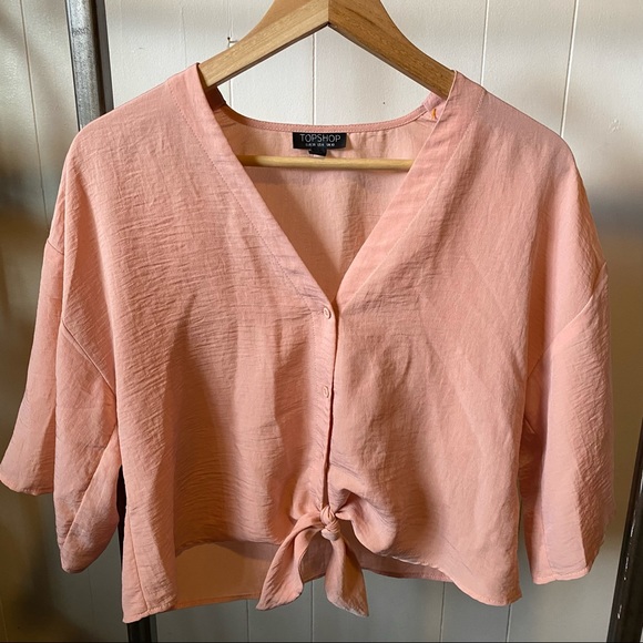 Topshop• Pink Cropped Top with front tie - Picture 2 of 4